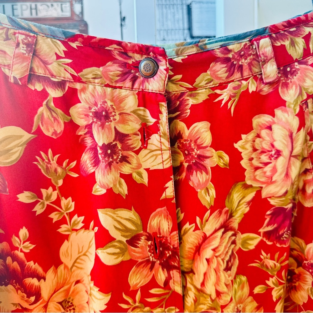 LizSport (Vintage). Size Petite 4. Women's Red Floral Midi Skirt Button Front - Picture 2 of 8